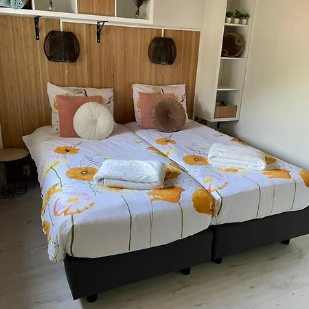 Penzion Sandra's Oostvoorne