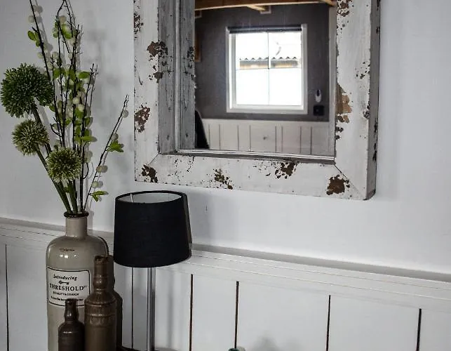 Sandra's Guest house 4*