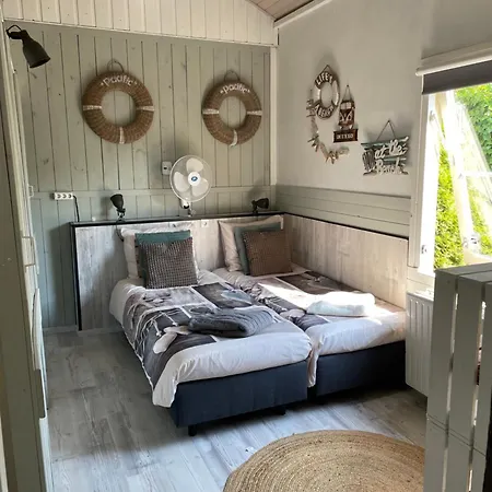 Sandra's Guest house *